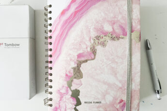 December planning in de Mascha Planner Pink Edition
