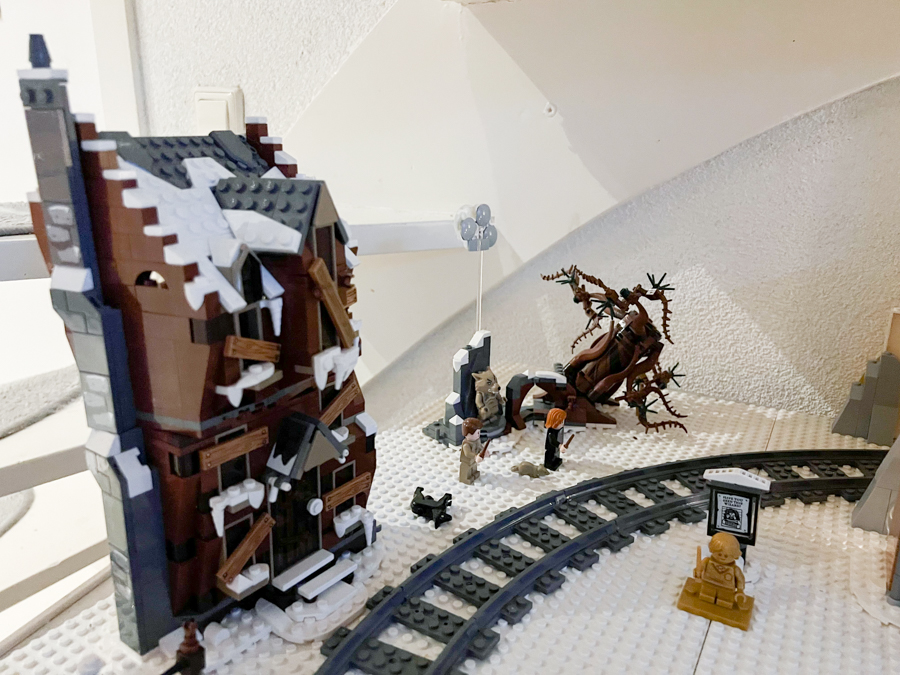 Fijne feestdagen! Ons LEGO winterdorpje is af!